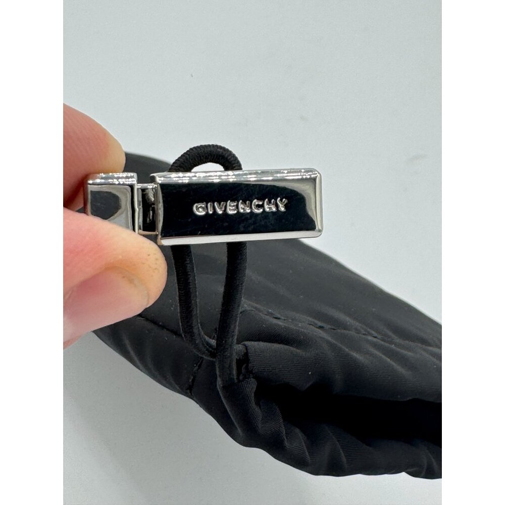 Givenchy Pouch - Picture 3 of 4